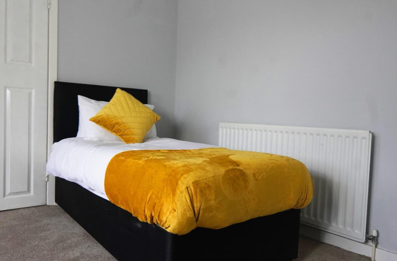 Portobello House - Four Bedroom House Perfect For Contractors - Sleeps 6 - Free Parking Вулвергемптон Екстер'єр фото