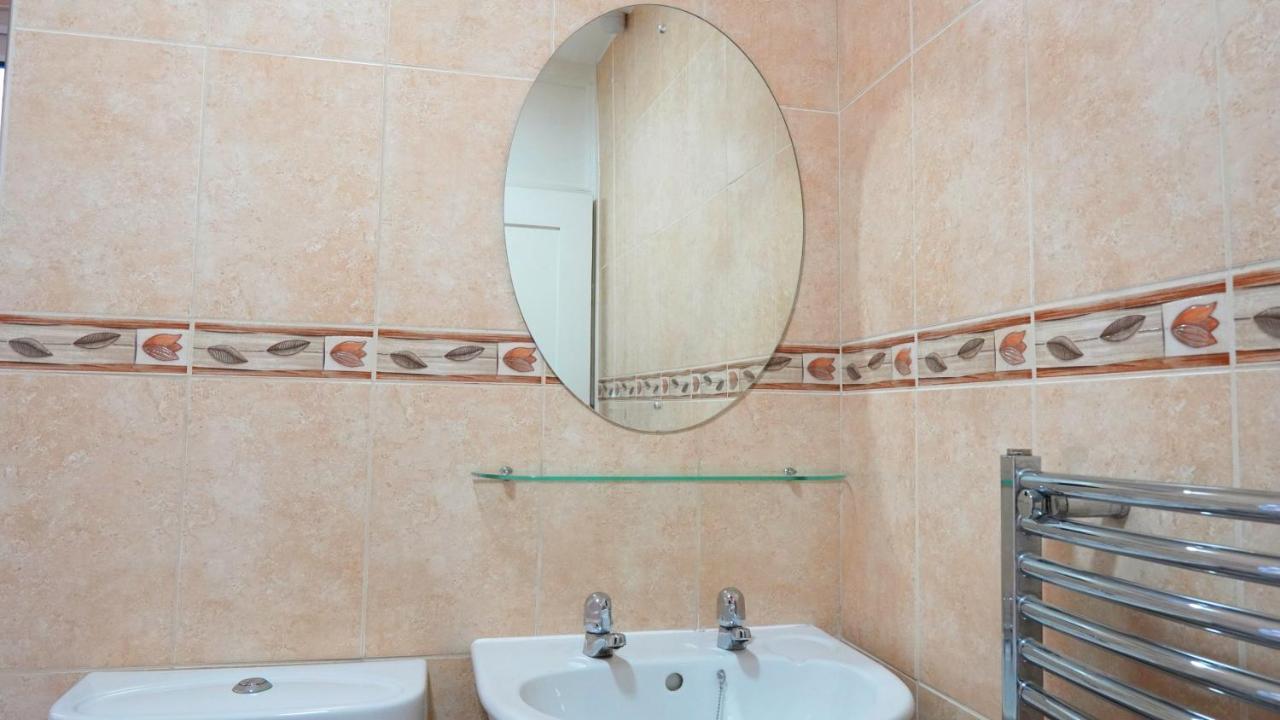 Portobello House - Four Bedroom House Perfect For Contractors - Sleeps 6 - Free Parking Вулвергемптон Екстер'єр фото
