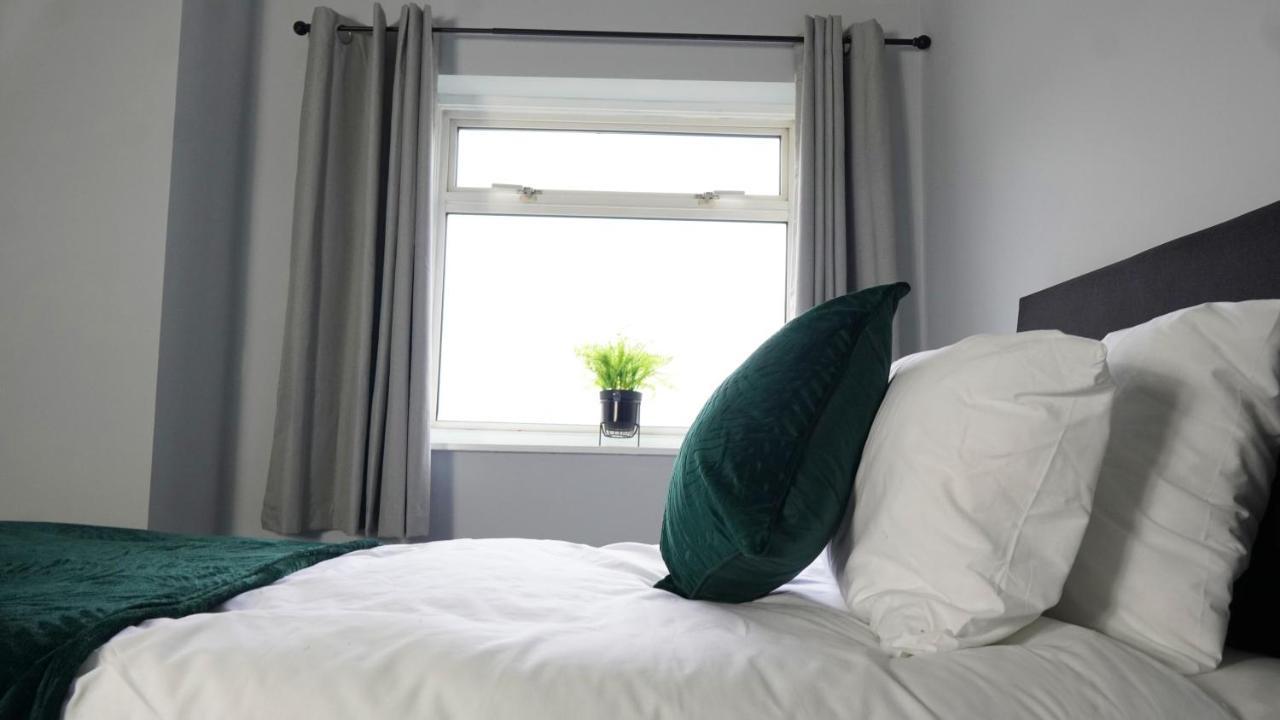 Portobello House - Four Bedroom House Perfect For Contractors - Sleeps 6 - Free Parking Вулвергемптон Екстер'єр фото
