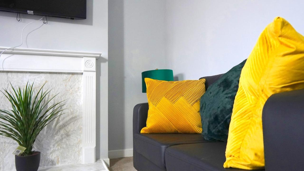Portobello House - Four Bedroom House Perfect For Contractors - Sleeps 6 - Free Parking Вулвергемптон Екстер'єр фото