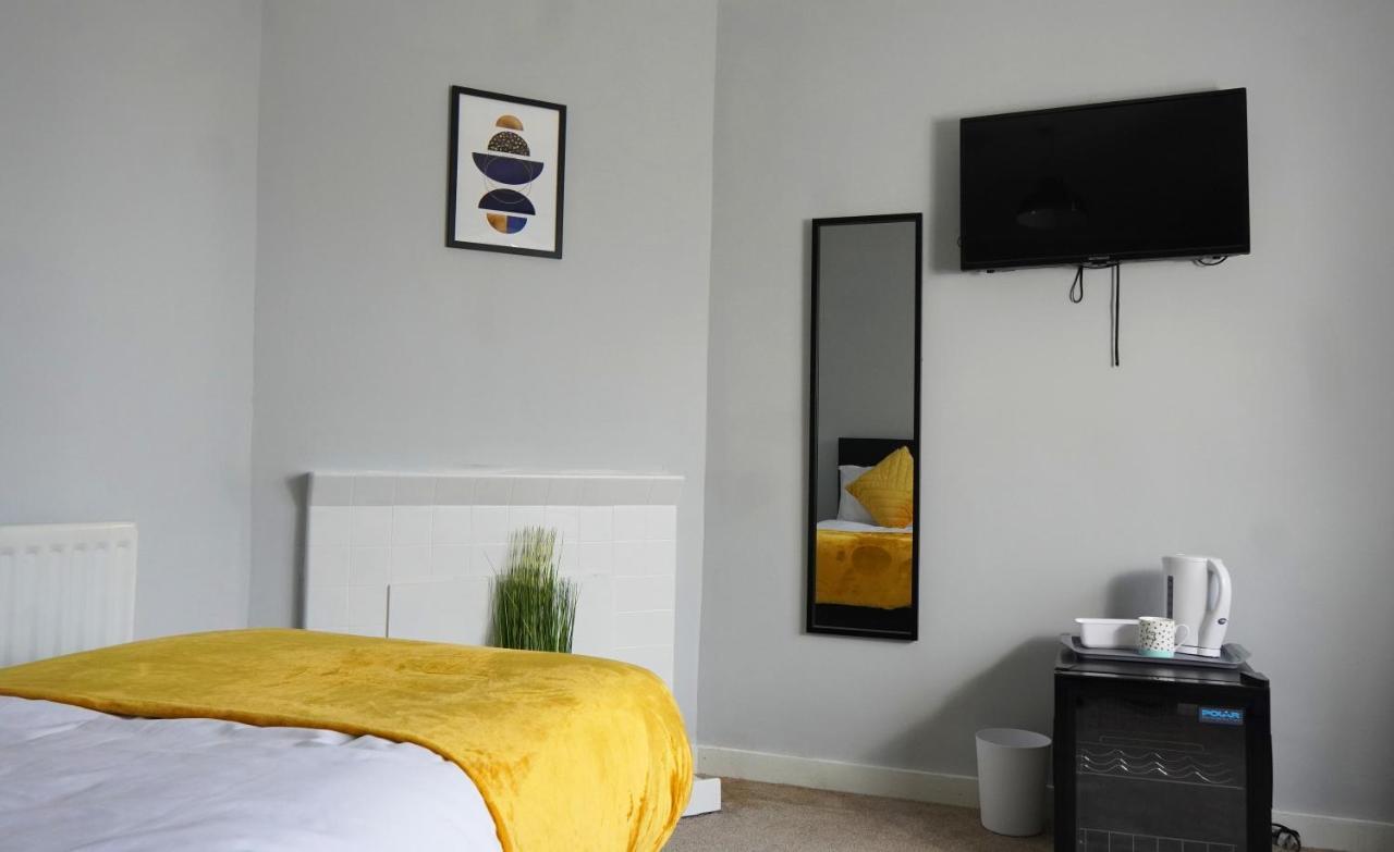 Portobello House - Four Bedroom House Perfect For Contractors - Sleeps 6 - Free Parking Вулвергемптон Екстер'єр фото